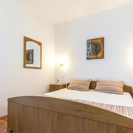 3 Bedroom Amazing In Šišan